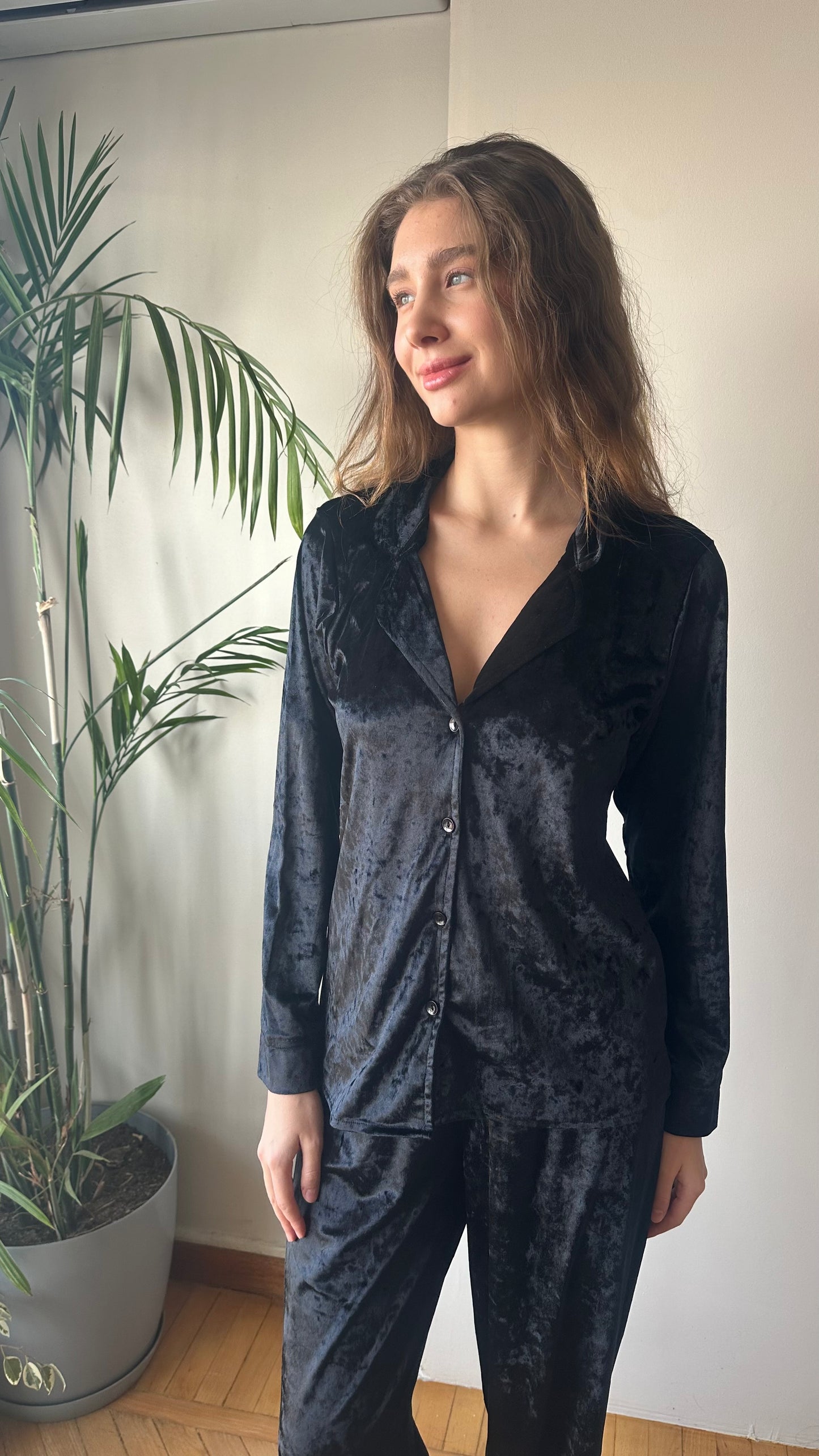 Velvet Dreams in Black