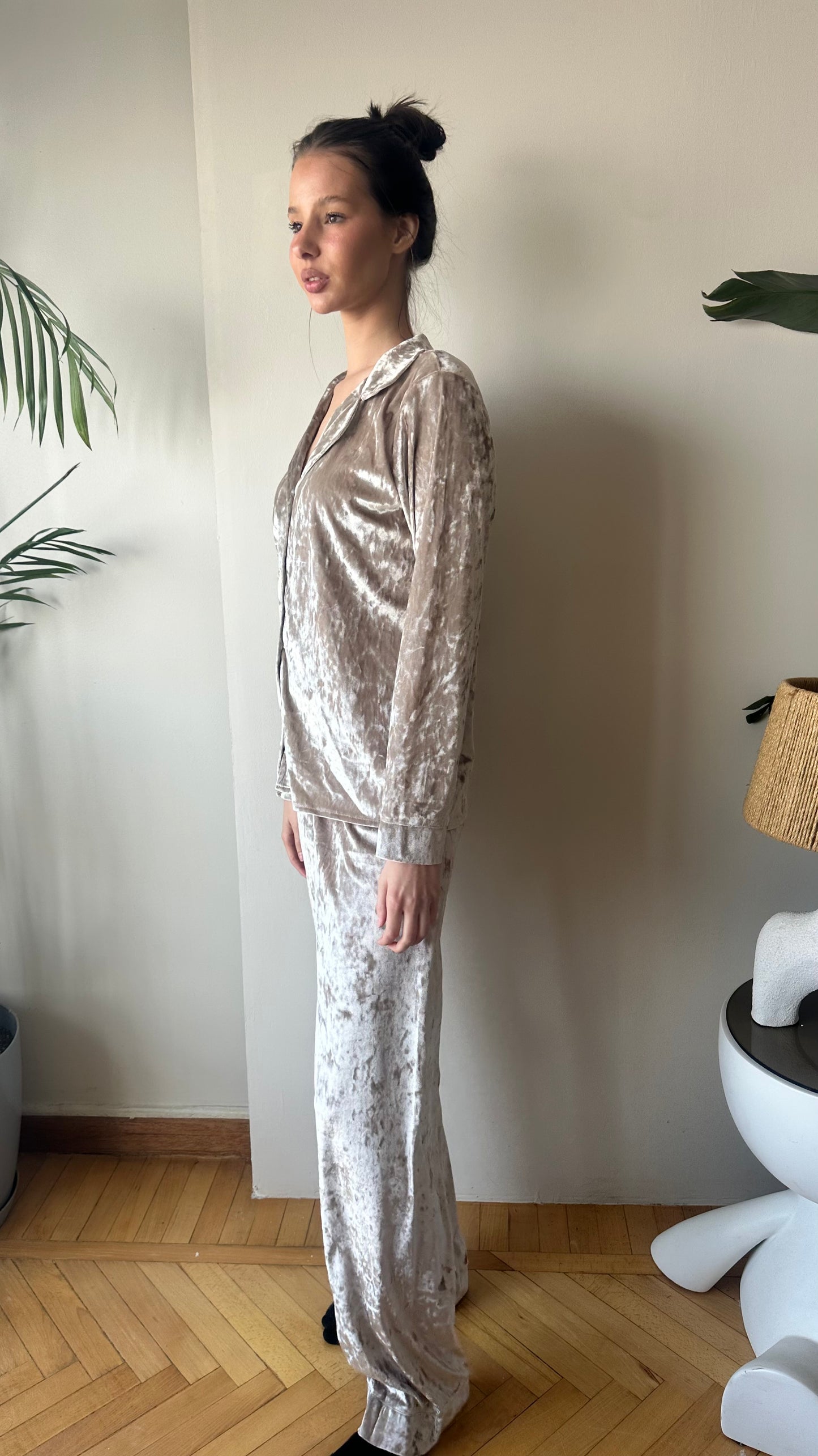 Velvet Dreams in Gold