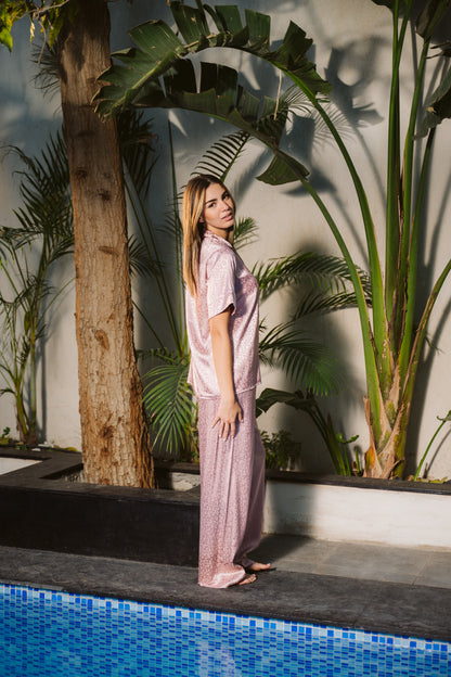 Chic Chita in Rose Gold